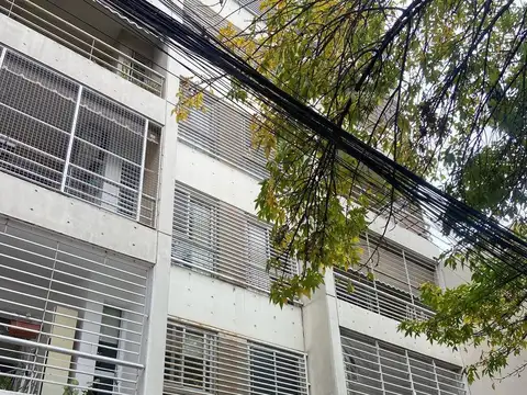 Cochera en  VENTA PLANTA BAJA BARRIO ABASTO EXCELENTE