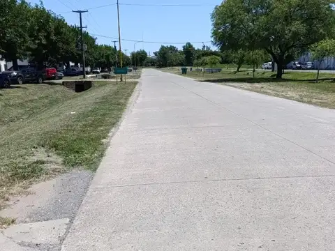 Galpón 840m² en Parque Industrial Alvear