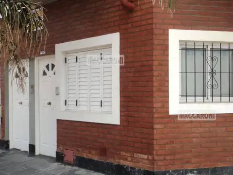 CAAGUAZU 7100, Piso PB