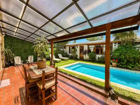 venta casa en olivos 4 ambientes  OPORTUNIDAD