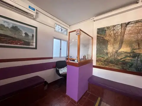 Casa 5 ambientes con 1 baño