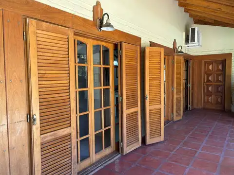Casa en Venta en General Pico, USD 180.000