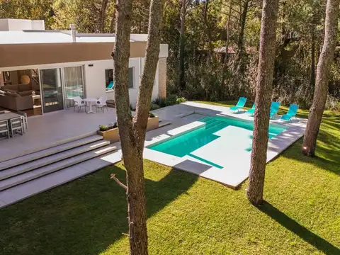 Casa en Alquiler Temporal con 1 cochera