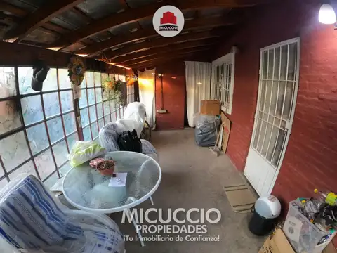 Casa en Venta con 1 cochera