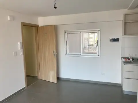 ALQUILER DEPTO DE 2 AMB EN LANUS OESTE CON SUM