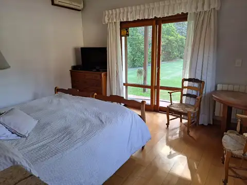 Casa en country "Las Praderas", de Luján