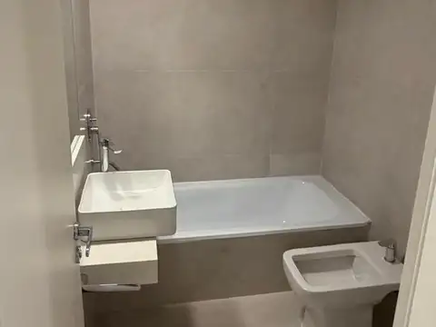 Departamento 3 ambientes con 3 baños
