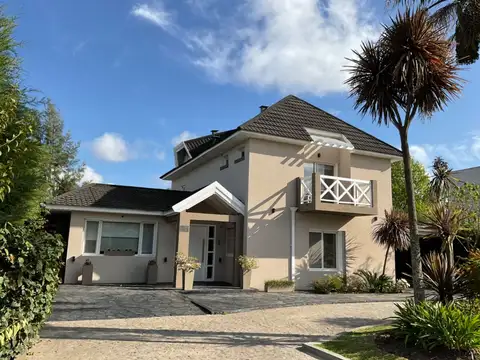 Casa en Venta de 4 dormitorios