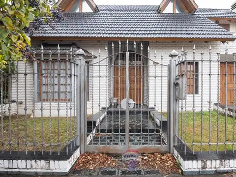 VENTA CASA 4 DORMITORIOS URCA, CORDOBA