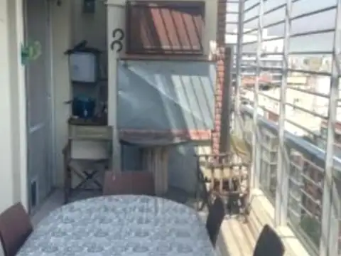 FLORES PISO CATEGORÍA 5 AMB COCHERA FULL AMENITIES