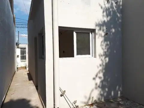 Casa en Venta en Villa Santos Tesei, USD 110.000