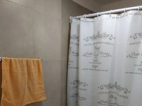 Monoambiente a estrenar, ubicado a 1 cuadra del Mar y a 2 cuadras de la Peatonal.