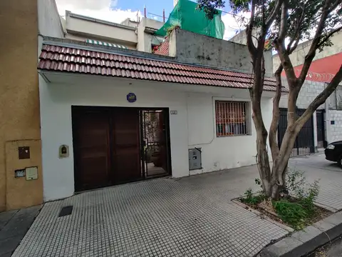 Casa en Del Tigre 4000