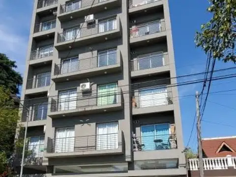 San Lorenzo 1700, Piso 7