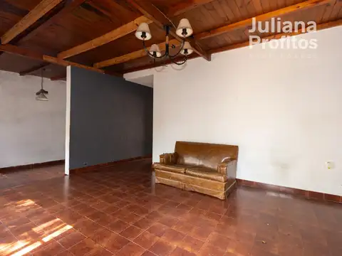 Casa en Venta en Bernal Oeste, USD 85.000