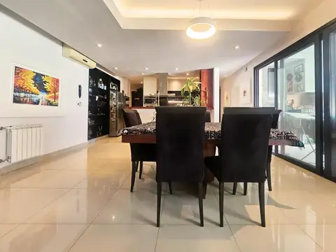 Casa en Venta de 5 dormitorios