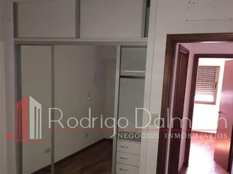 Dpto en calle Urquiza casi Catamarca edificio Horizonte II