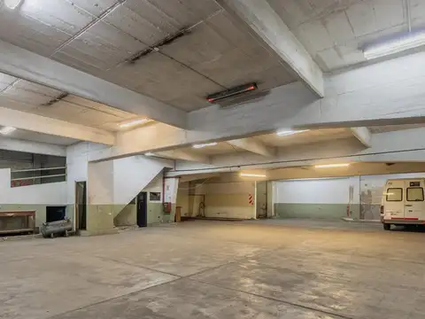 Local en Alquiler en Parque Patricios, USD 22.000