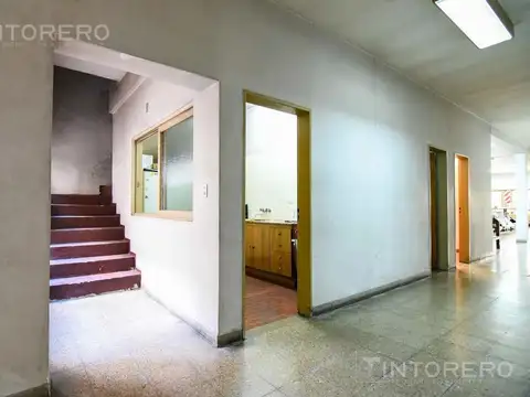 Local en Venta 40 años