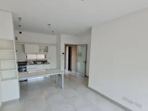 Doctor Rómulo Naón 4100 , Piso 1