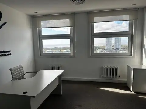 Oficina en Alquiler 50 años