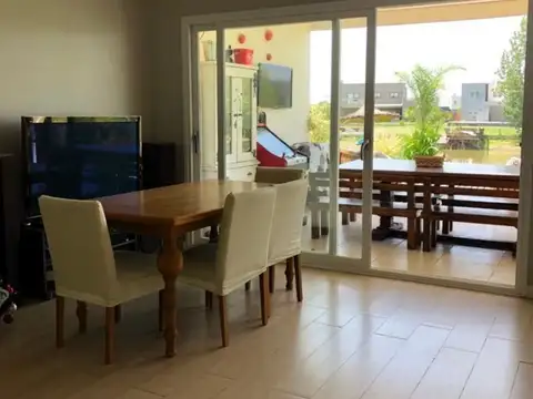 Casa en Venta en El Canton, USD 385.000