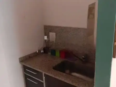 Local en Alquiler Via Pública