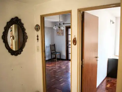 Depto Tipo Casa en Venta con 1 cocheras