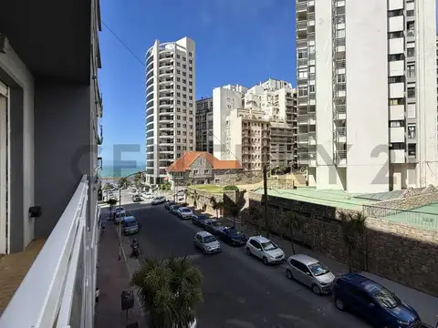 Venta de 3 ambientes con dependencia, Güemes, Mar del Plata.
