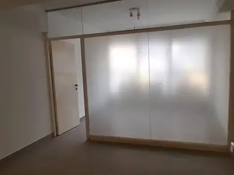 Oficina en Venta con 1 cochera