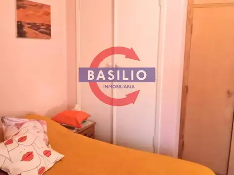 Depto Tipo Casa en Venta 70 años