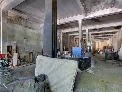 Oficina en Venta 60 años