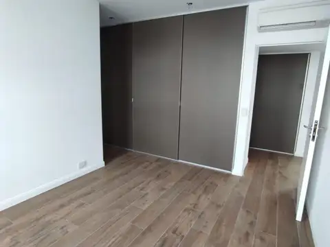 Departamento 5 ambientes con 4 baños