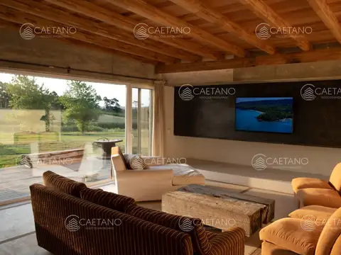 Casa en Venta en Manantiales, USD 2.600.000