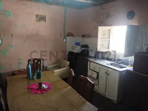 Belgrano 1000, Piso 0