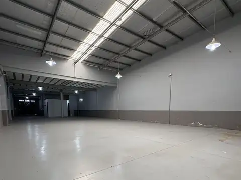 Galpon en Alquiler en Lanus Este, $ 1.200.000
