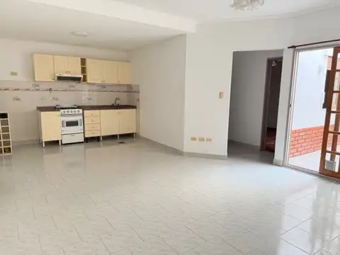 Depto Tipo Casa en Venta de 2 ambientes
