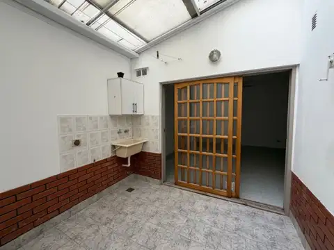 Venta PH Liniers Barrio Naon 2 Ambientes  Patio