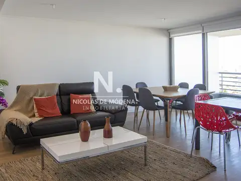 Departamento en Venta en Playa Mansa, USD 445.000