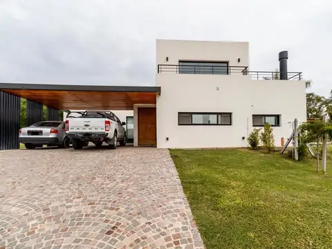 Casa en alquiler en Pilar del Este - Santa Elena