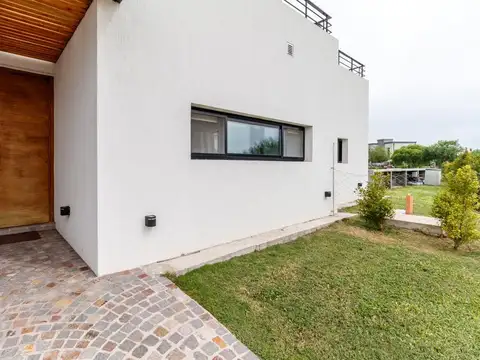 Casa en Alquiler de 3 dormitorios