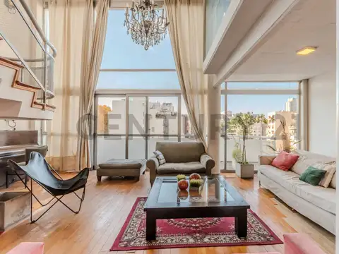 VENTA TRIPLEX UNICO EN CABA