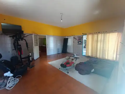 VENTA GALPÓN + LOCAL Y DEPTO EN ALTO ALBERDI