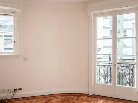 Av. Coronel Diaz 1700, Piso 7