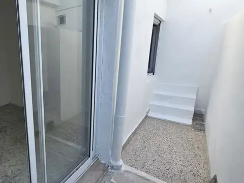 Depto Tipo Casa en Alquiler 35 años