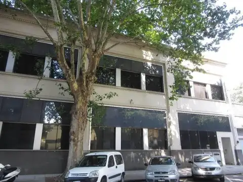 Av. Ing. Huergo 1039 - Alquiler de edificio en block