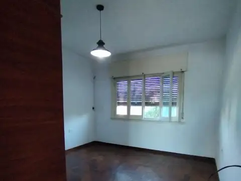 Depto Tipo Casa en Venta en Jose Leon Suarez, USD 68.000