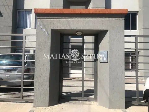 Felix de Azara 1200, Piso 1