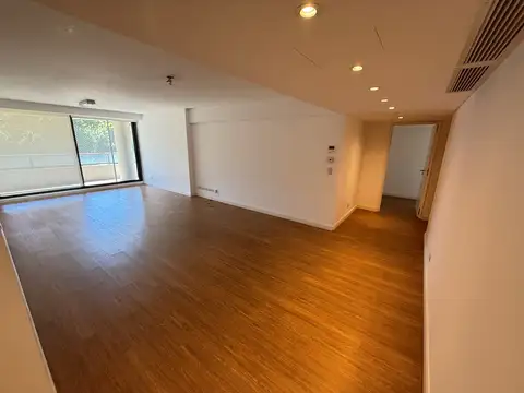 Departamento en Alquiler con 3 cocheras