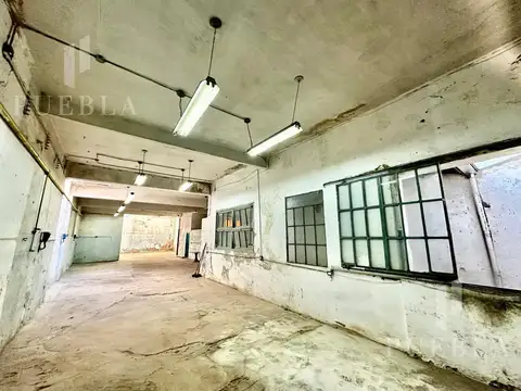 Galpon en Alquiler en Pompeya, $ 1.300.000